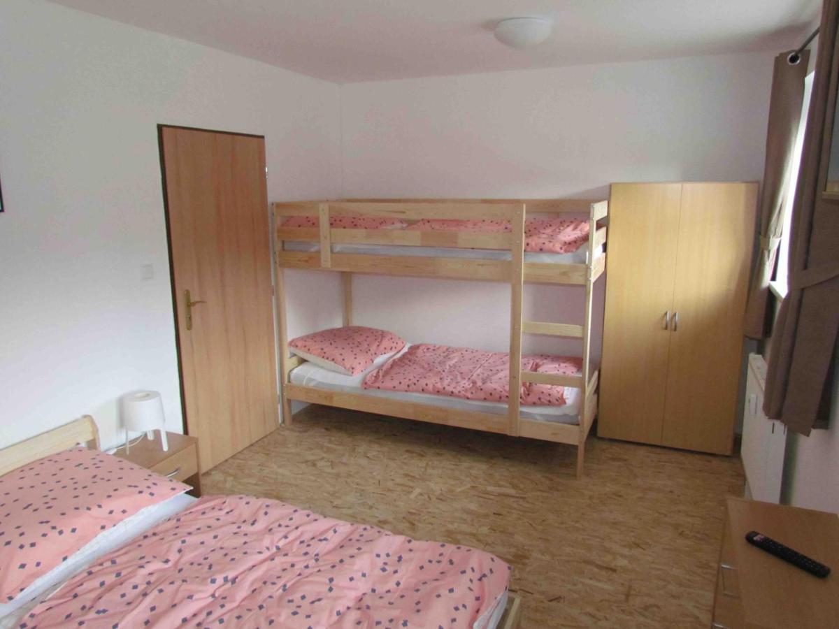 Dopravna Alzbetin Aparthotel Železná Ruda Eksteriør bilde